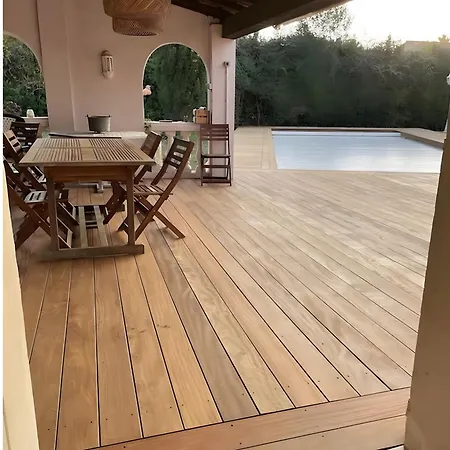Villa Avec Piscine 2 Mn La *